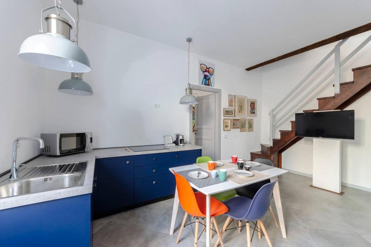 Castelli'S Apartments Campo 16 Genoa Bagian luar foto