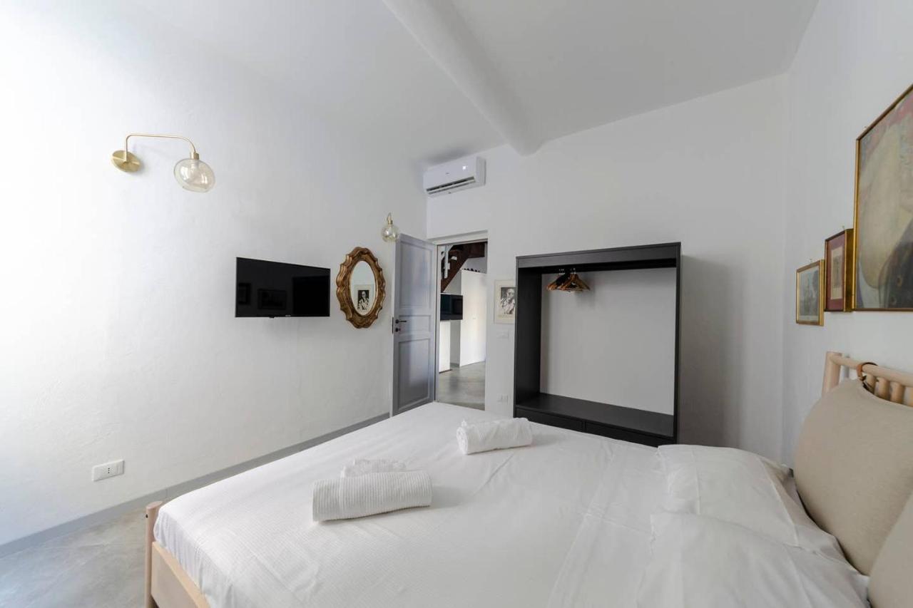 Castelli'S Apartments Campo 16 Genoa Bagian luar foto